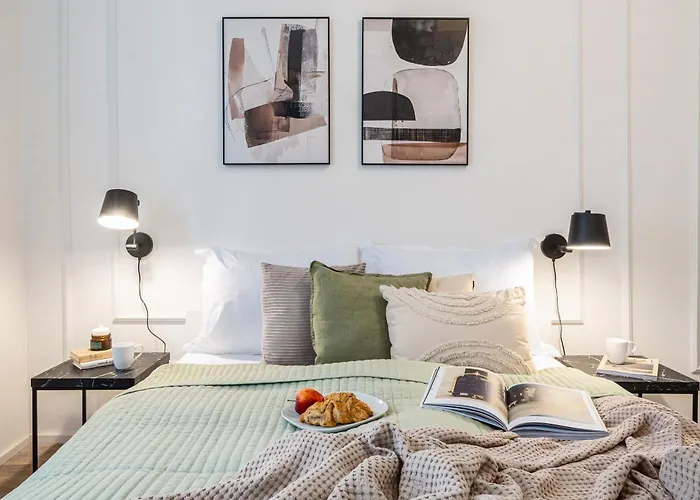 Days - Two Bedroom With Parking And Netflix In Karlin アパート *