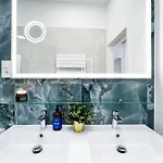 Apartmán Days - Two Bedroom With Parking And Netflix In Karlin Praha