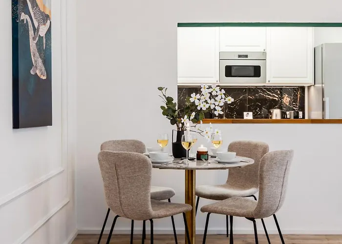 Apartmán Days - Two Bedroom With Parking And Netflix In Karlin Praha